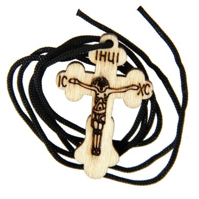 Утварь и подарки Крест нательный деревянный на шнурке (2,3 х 3,3 см)