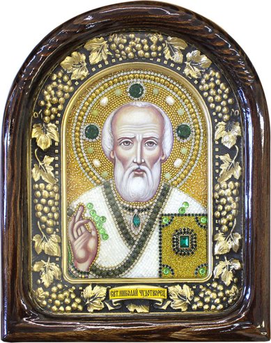 Иконы Николай Чудотворец икона из бисера (18,5 х 23 см)