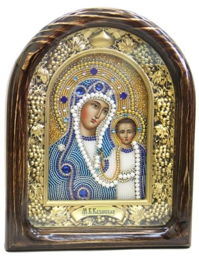 Иконы Казанская икона Божией Матери из бисера (золотой фон, 18,5 х 23 см)
