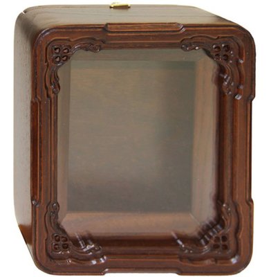 Утварь и подарки Киот-пенал ажурный дубовый (для икон размером 8 х 10 см)